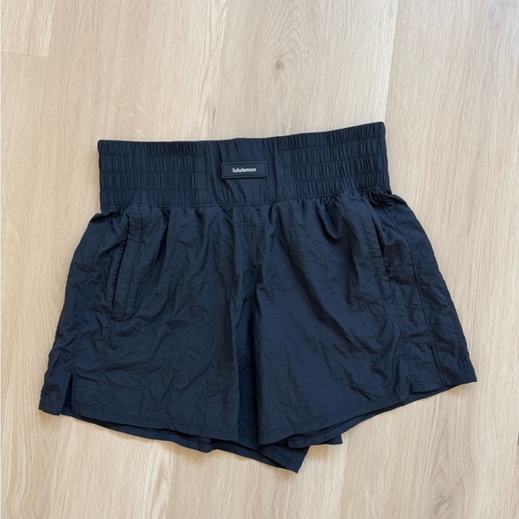 Lululemon Super High Rise 4” Shorts - Picture 2 of 2